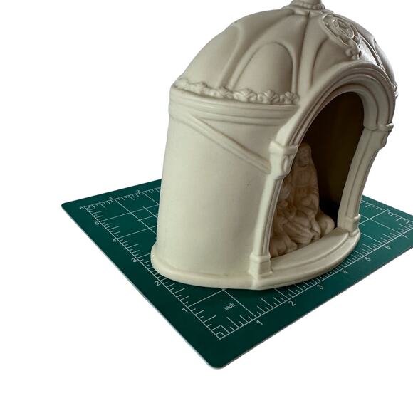 Nativity Scene Figurine Dome Shaped Christmas Decoration Religious Decor no ligh - Picture 4 of 10